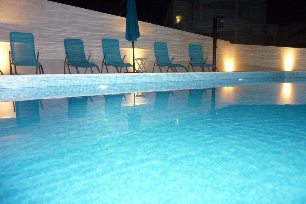 Apartments Villa Laguna With Pool Ražanj Habitación foto