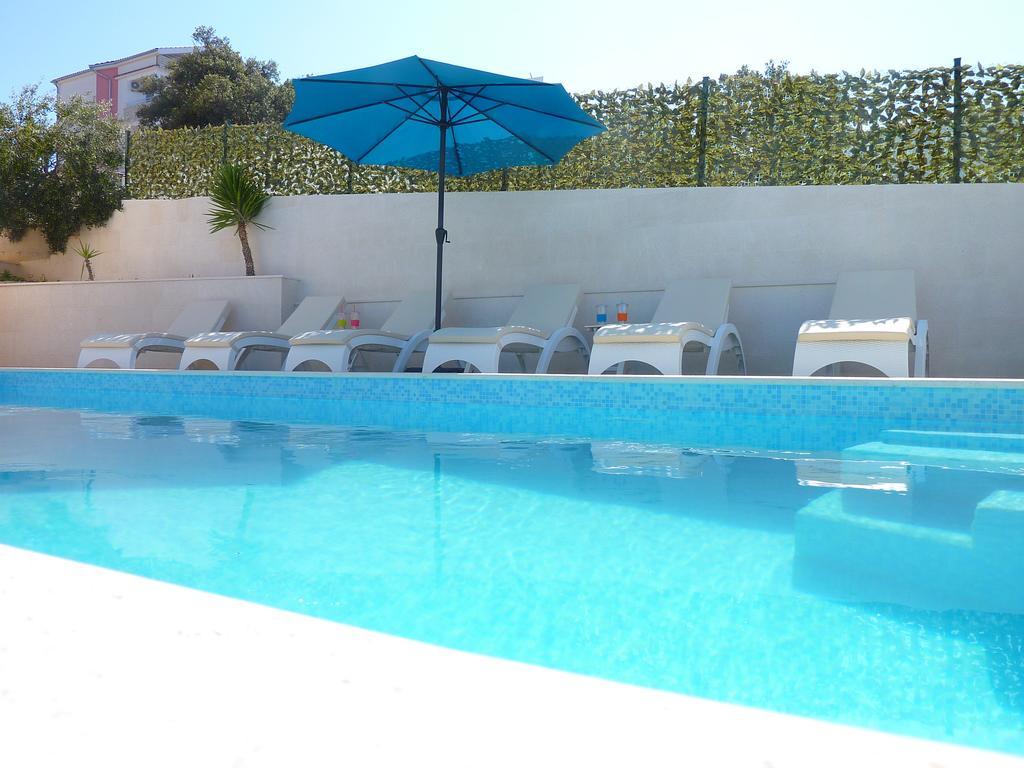 Apartments Villa Laguna With Pool Ražanj Exterior foto